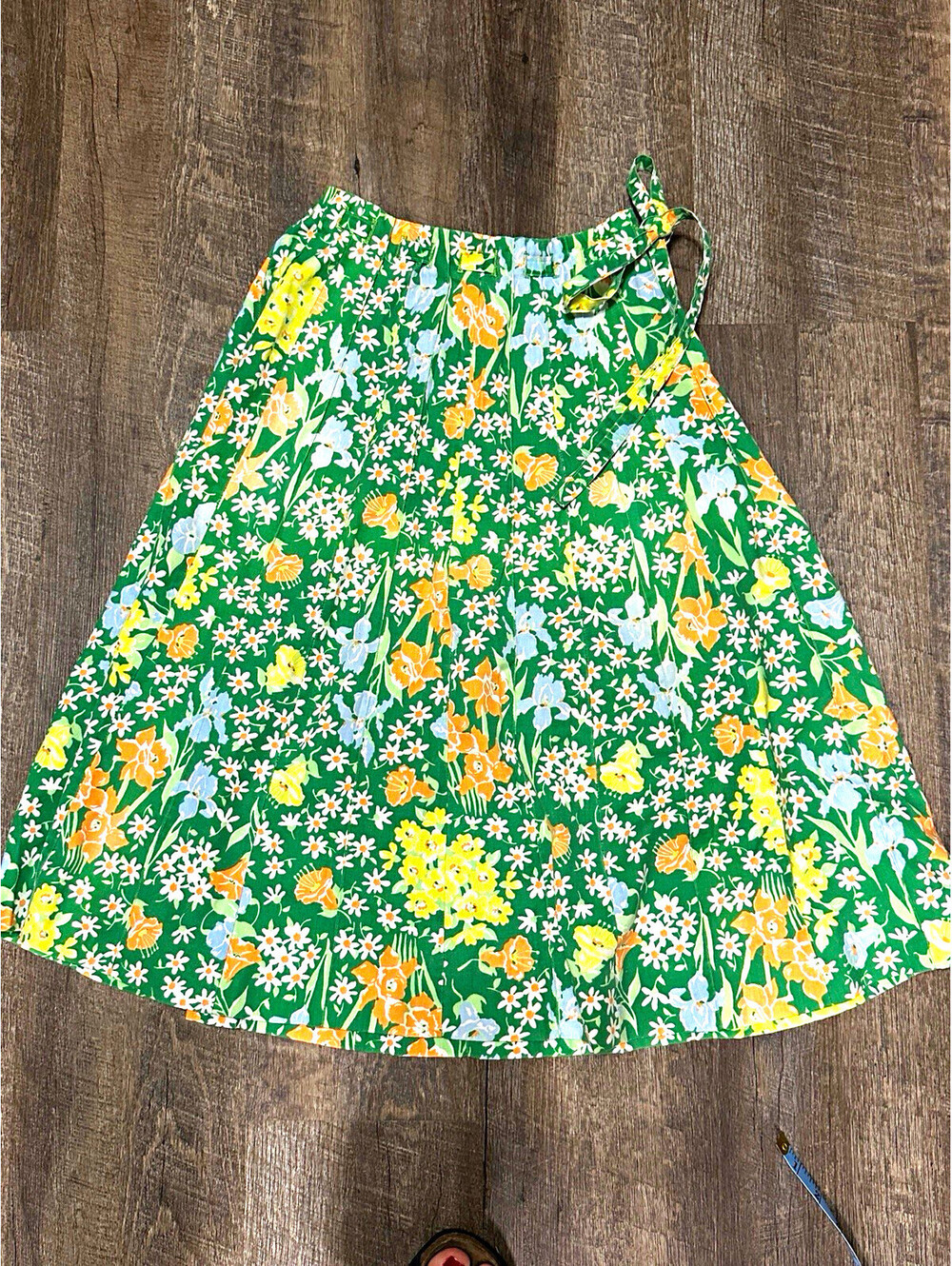 Vintage Sanibel Sport Green Floral A-Line Skirt Cotton Button Tie Waist Small